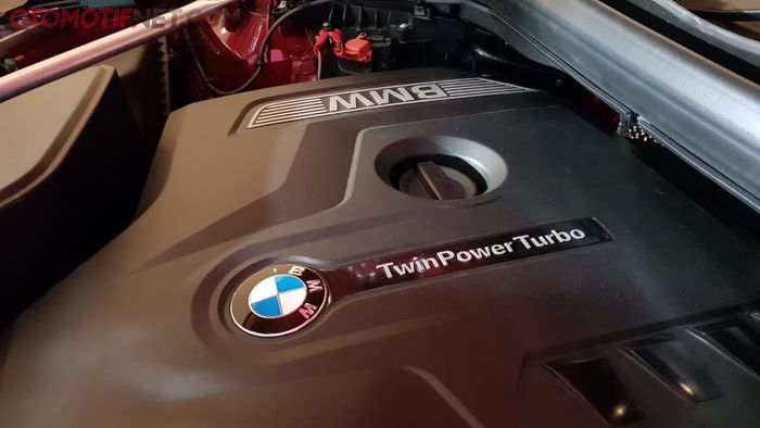 Mesin BMW X4 Dengan Teknologi TwinPower Turbo