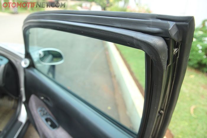 Honda Civic Estilo 1995 ,  Karet-karet semua diganti baru dan orisinal