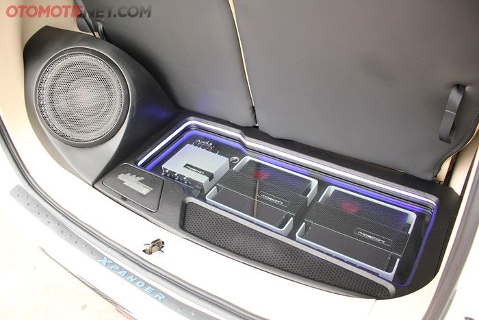  Boks simpel saja di belakang, tidak makan tempat