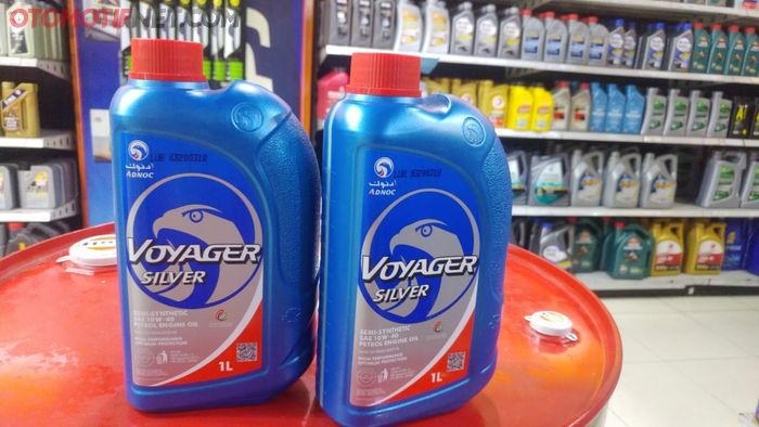 ilustrasi oli mesin bensin