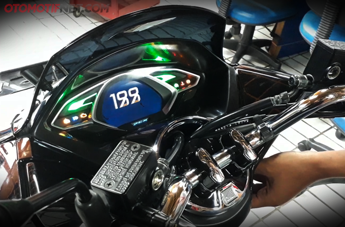 Ilustrasi speedometer Honda PCX 150