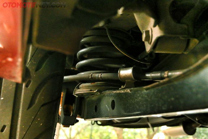 Pakai coil spring lansiran Mercy W202