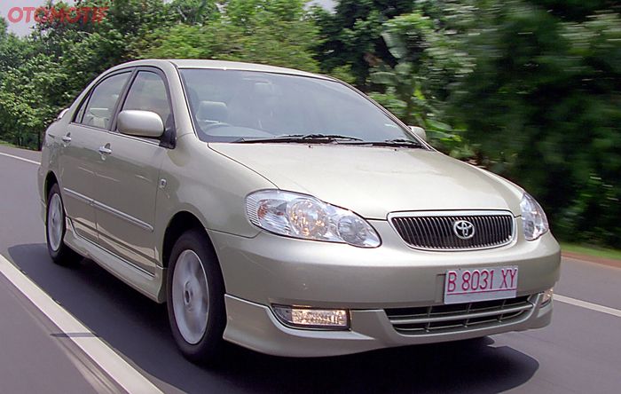 Ilustrasi Toyota Corolla Altis