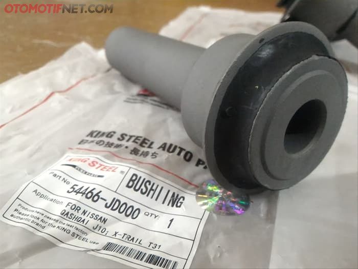 bushing cross member Nissan Serena C26 dan X-trail