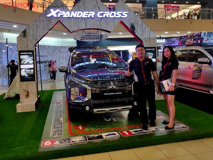 Xpander Cross di Mitsubishi Motors Auto Show Mall Metropolitan Bekasi.
