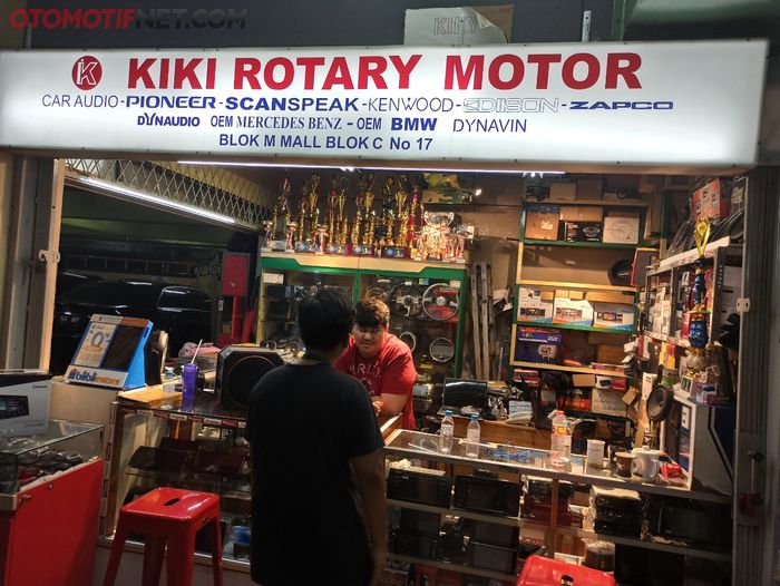 Kiki Rotary Motor di Blok M Mall, Jakarta Selatan