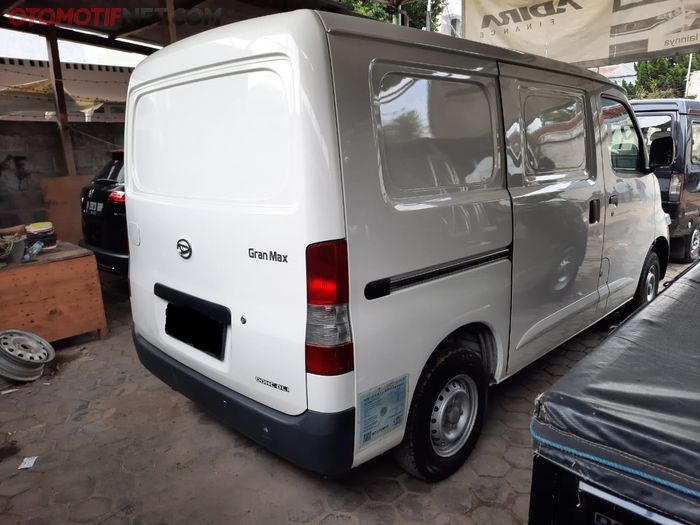 Daihatsu Gran Max Blind Van 1.3 2017