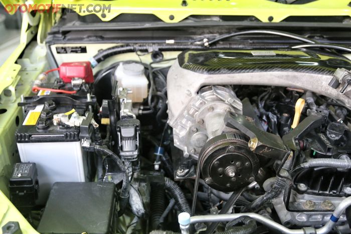 Suzuki Jimny ditanami Supercharger lansiran Sprintex