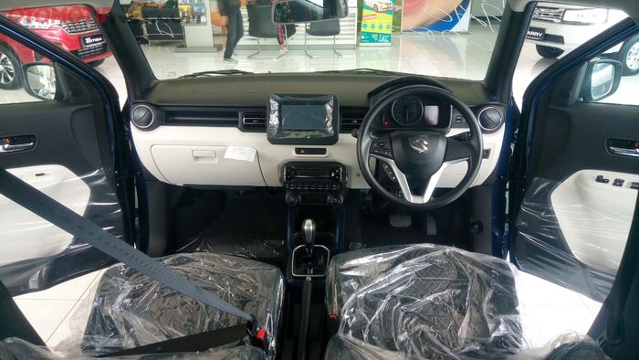 Interior Suzuki Ignis AGS 2020 tak banyak berubah