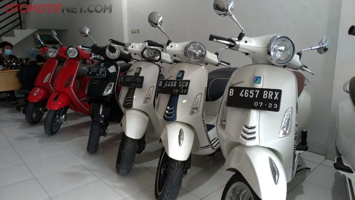 Stok Vespa di Vescooter Depok