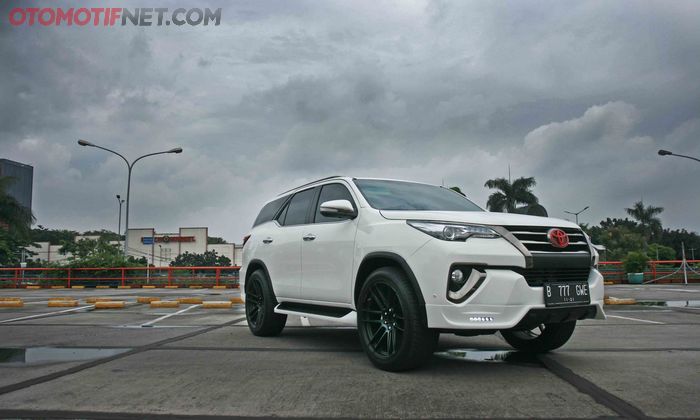 Ilustrasi modifikasi Toyota Fortuner 2016