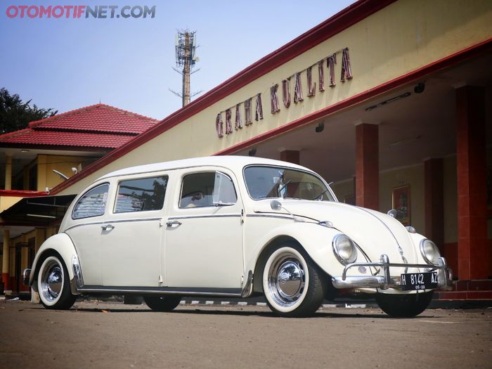 Modifikasi Volkswagen Beetle 1967 jadi limousine