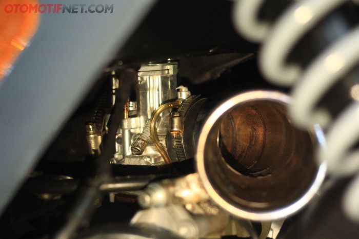 Karburator PWK 24 memperbanyak campuran bensin dan udara yang masuk