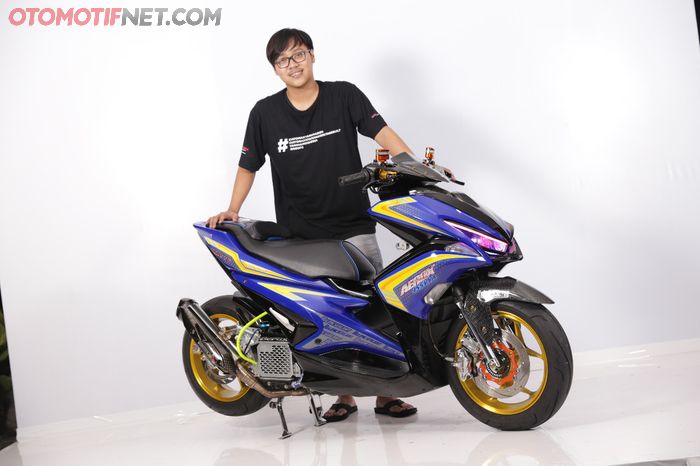 Modifikasi Yamaha Aerox 155 aliran street racing juara Customaxi Yamaha x Yamaha Heritage Built 2020 region Solo