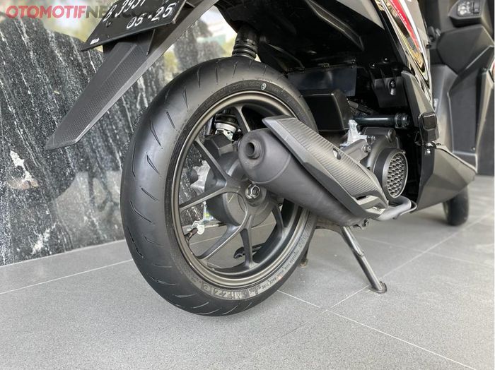 Mizzle MR-X jika sering boncengan bisa setel angin 32 psi, jika sendiri cukup 30 psi