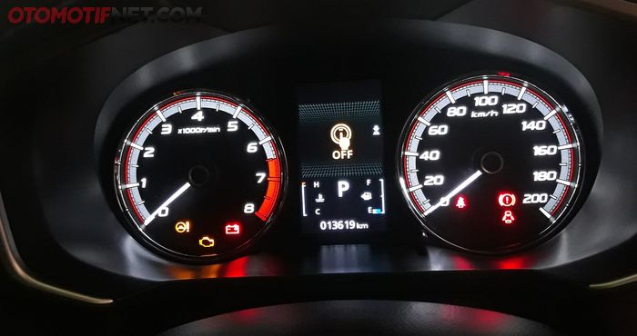 Odometer Nissan Livina 2019 di 13 ribuan kilometer