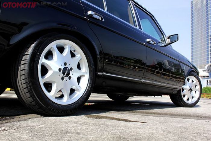 Brabus Monti 17 di Tiger estate, nyaman dan keren!