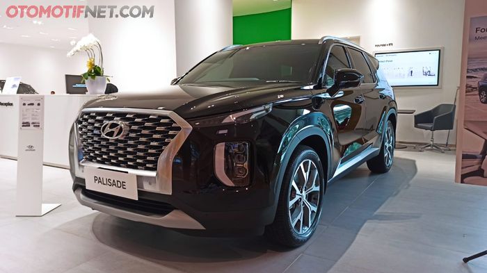 Hyundai Palisade Signature seharga Rp 888 juta