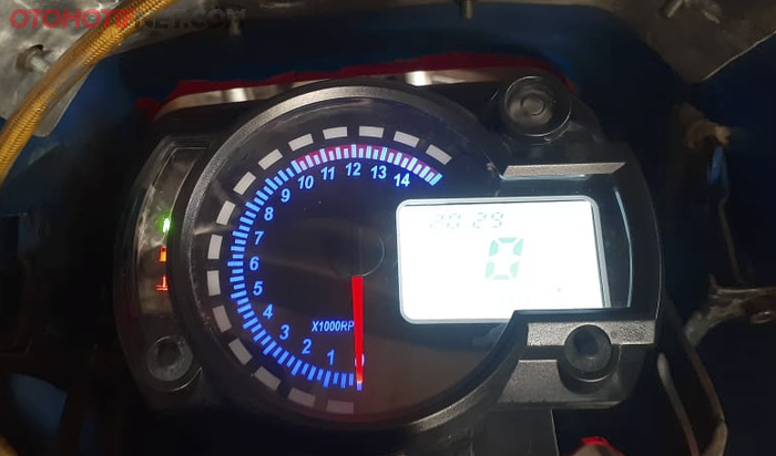 Speedometer digital lansiran Koso