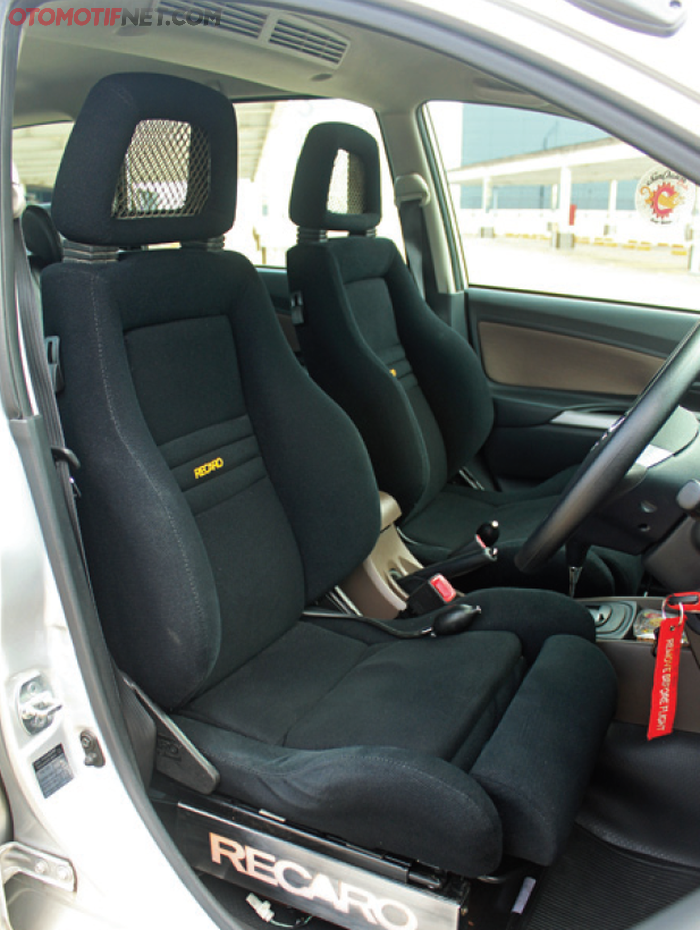 Jok Recaro LS Slider, jadi menu wajib
