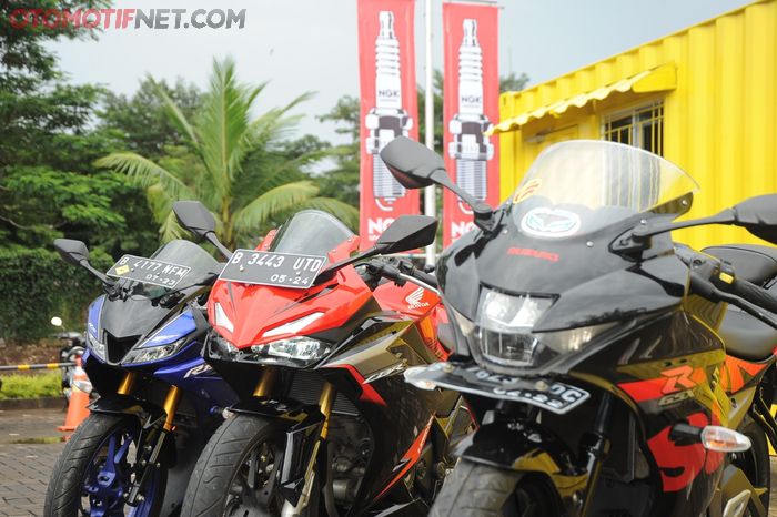 Ketiga sport fairing ini memiliki mimik wajah yang berbeda