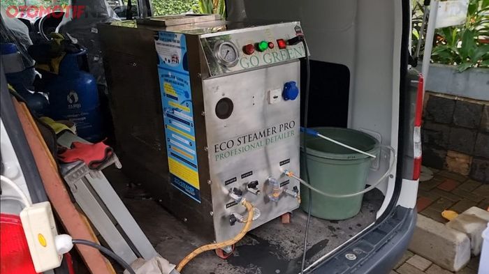 Mesin uap yang digunakan Autospa.id, mengandalkan gas Elpiji buat memasak