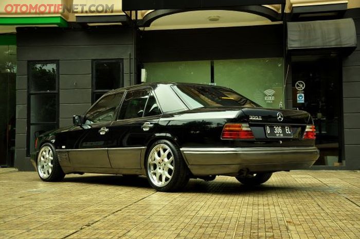 Pelek Brabus Monoblock V di Mercy ayahnya, mewah!