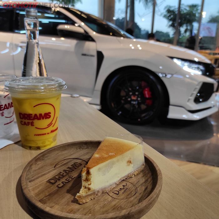 Dreams Caf&eacute; by Honda juga menawarkan menu minuman spesial  