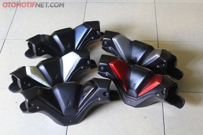 Cover setang buatan AF Motoshop hadir dalam 5 pilihan warna, sesuai dengan warna PCX 160