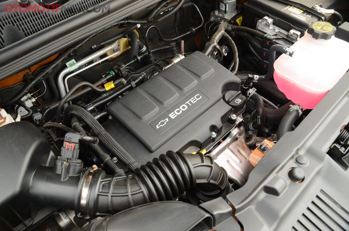 Mesin Ecotec 1.4L Turbo bertenaga 138 dk terasa sangat cukup untuk SUV seukuran Chevrolet Trax