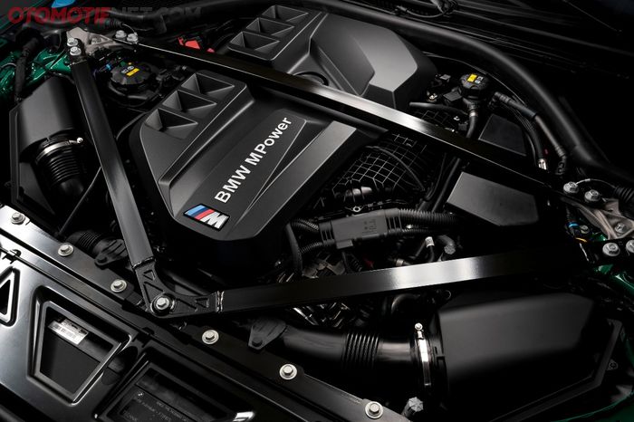 Mesin 3.0L BMW TwinPower Turbo hasilkan tenaga 510 hp dan torsi 650 Nm