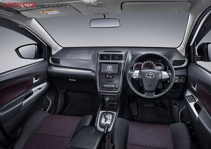 Interior Toyota Veloz GR Limited