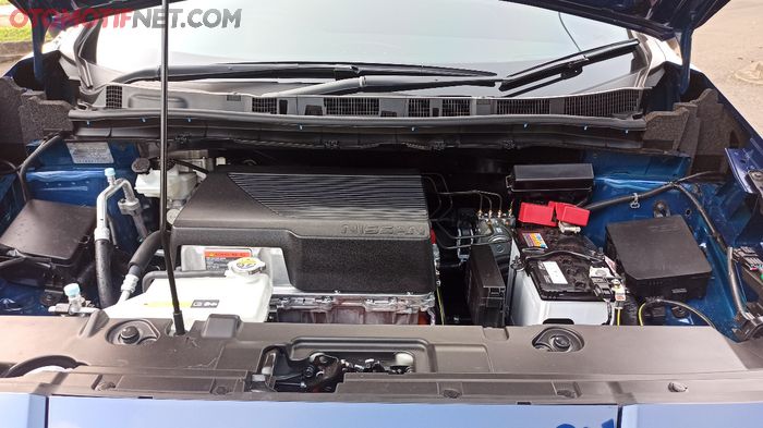 Motor listrik Nissan Leaf tenaganya lebih besar dari Hyundai Ioniq