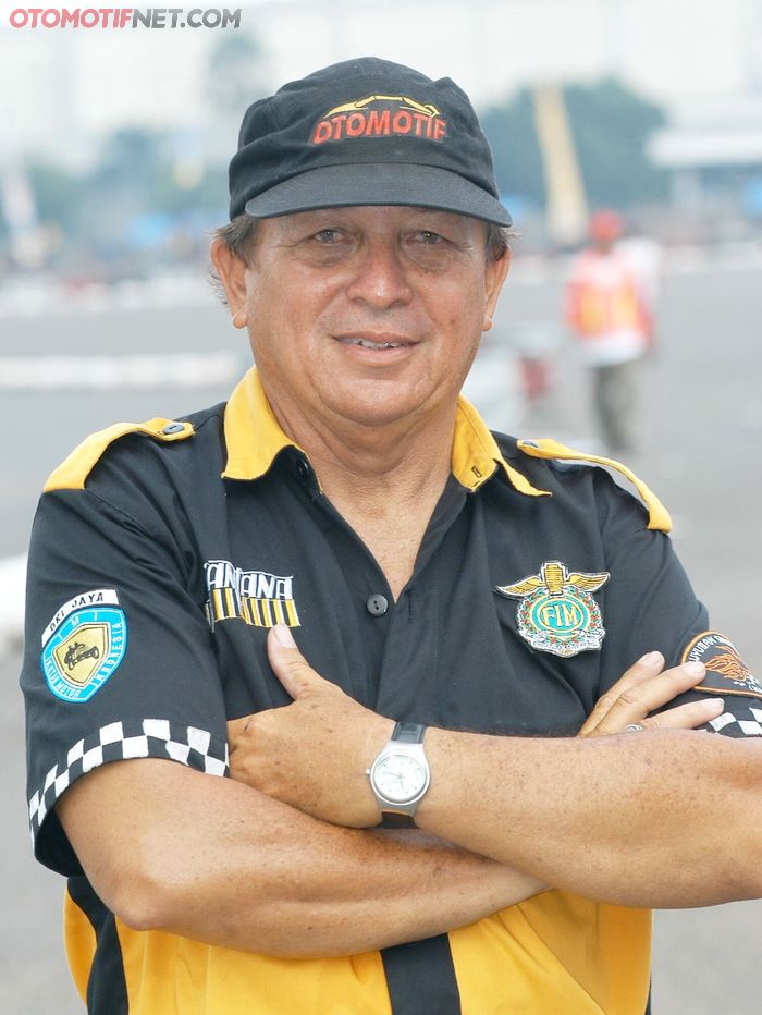 Toddy Andries sudah jadi pimpinan lomba sejak 80-an dan sempat jadi anggota komisi motocross di FIM