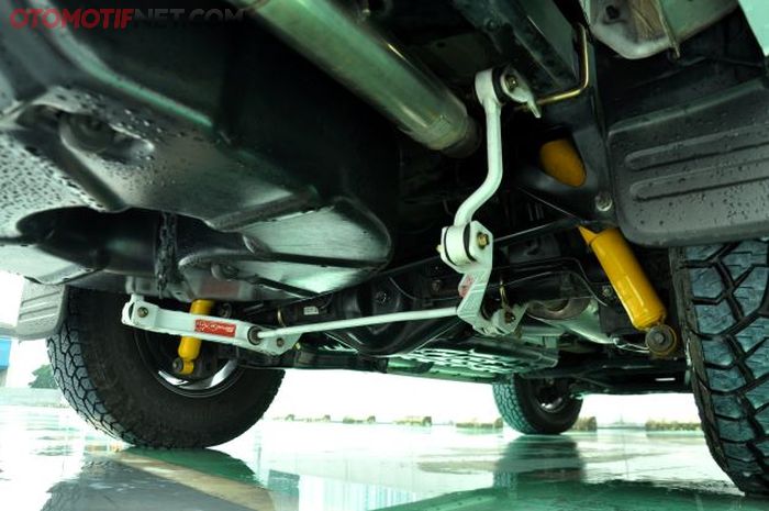 Suspensi dan gardan sudah siap untuk off-road ringan nih!