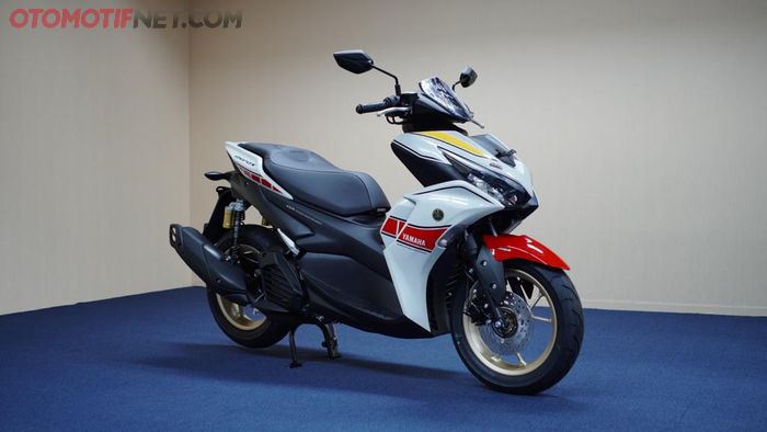 Yamaha Aerox 155 Connected ABS versi World GP 60th Anniversary