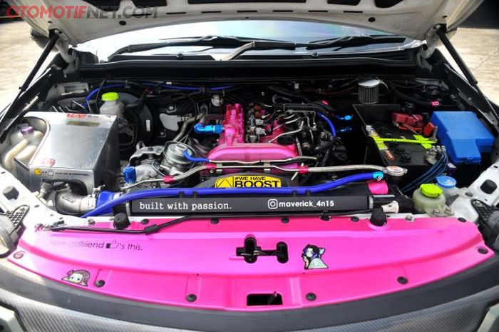 Ubahan mesin tidak main-main, saat didyno tenaganya mencapai 324 dk dan torsi 740 Nm. Wooww..! 