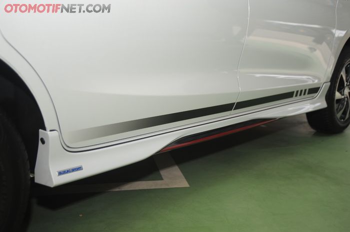 Side body decal All New Ertiga Suzuki Sport FF