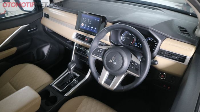 Interior Mitsubishi Xpander baru