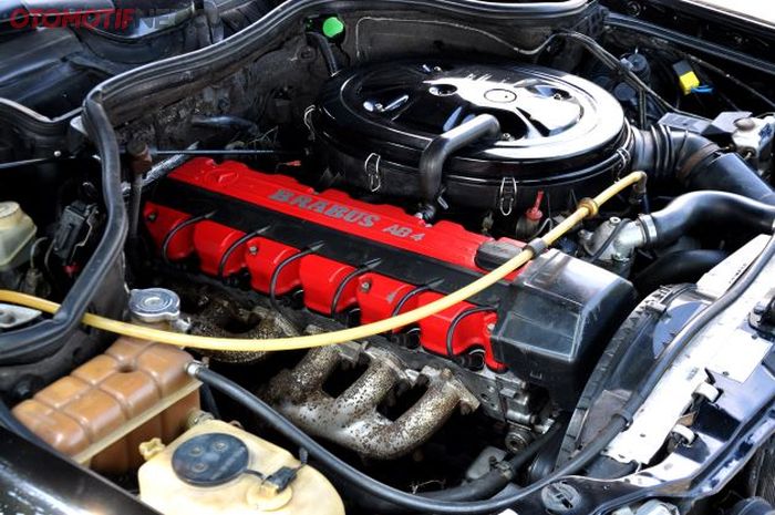 Saat ditebus sudah pakai mesin Brabus AB4 M103 3.0 12V