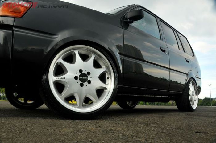 Pelek Brabus Monoblock III ukuran 19x9,5 inci, mesti ubah PCD