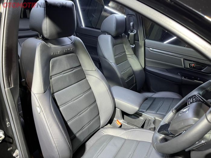 Interior New Honda CR-V Black Edition