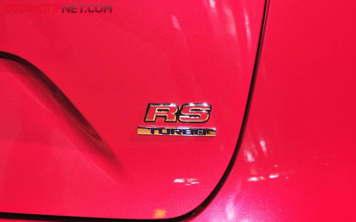 Logo RS yang melekat di bagian buritan