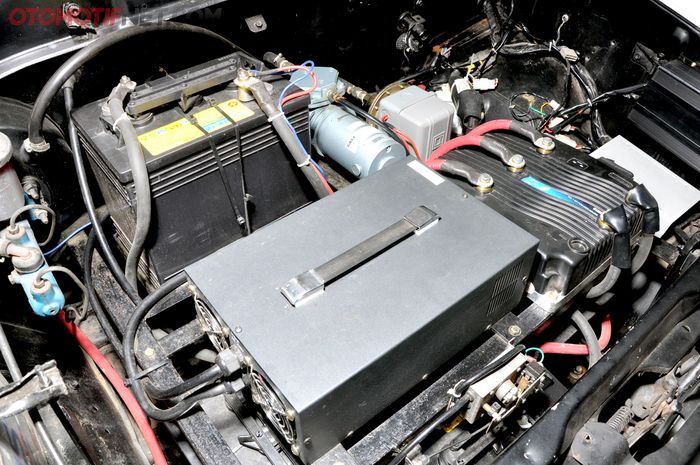 Motor listrik di Toyota Kijang Super (KF40/50) buatan LIPI