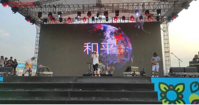 Band Gigi menyemarakkan Gelaran Jakarta E-Prix