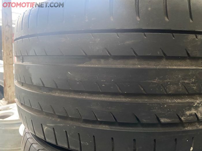 Kausan ban mobil bisa enggak merata