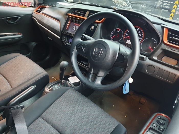 Desain dasbor Honda Brio RS CVT 2020