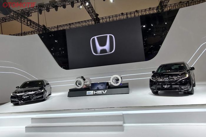 Honda CR-V dan Accord jadi mobil yang dipilih HPM sebagai 'percontohan' teknologi elektrifikasi e:HEV mereka.