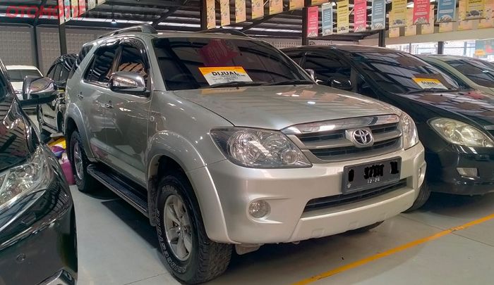 Harga mobil bekas Toyota Fortuner 2006 dijual mulai Rp 100 jutaan