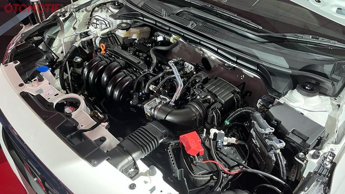 Honda WR-V E CVT menggunakan mesin 1.5L DOHC i-VTEC